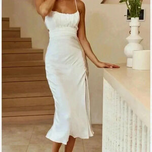 Selfie Leslie ABBY CAMI STRAP GATHERED BUST FRONT SPLIT MIDI DRESS WHITE Size M